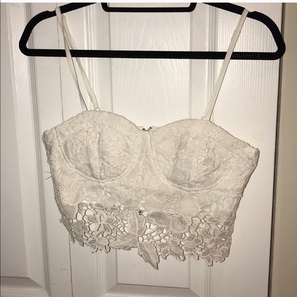 LF lace bustier top - Picture 2 of 4